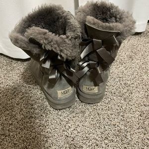 Ugg Size 9 Grey Boots